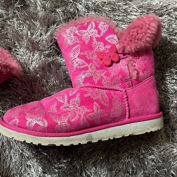 Pink Ugg boots - Picture 2 of 7
